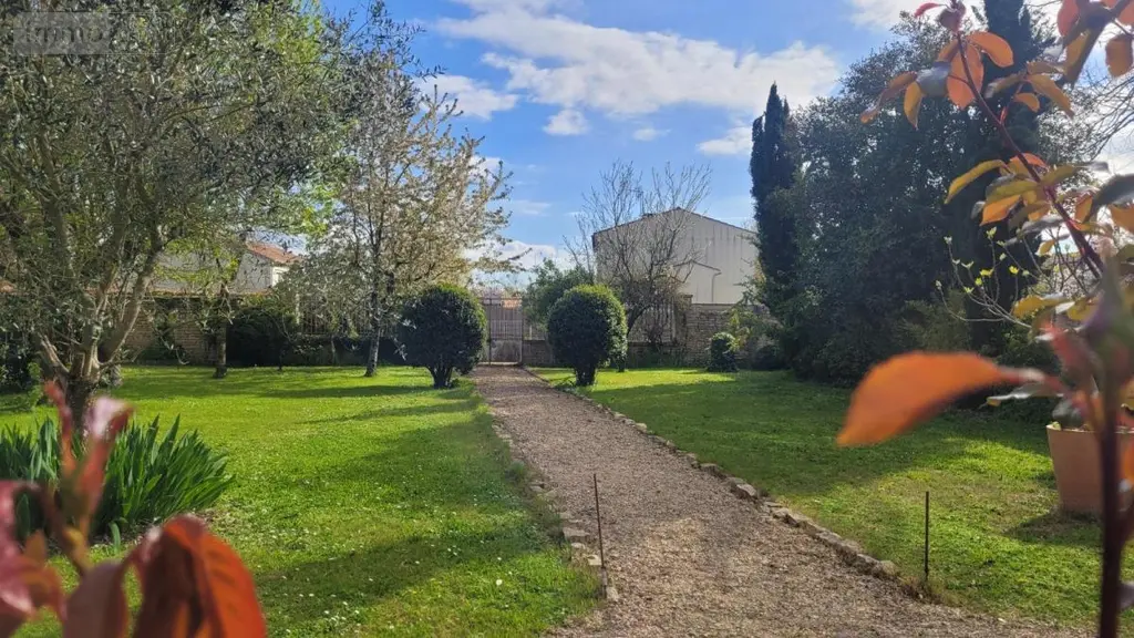 Maison a vendre Marans 17230 Charente-Maritime 17 255 m2 8 pièces 638600 euros 17015-521 002
