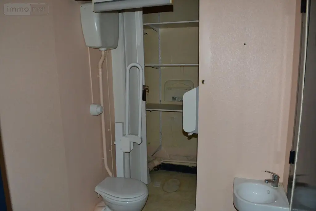 Appartement a vendre Aubenas 07200 Ardèche 07 60 m2 3 pièces 65000 euros 07068-761 006