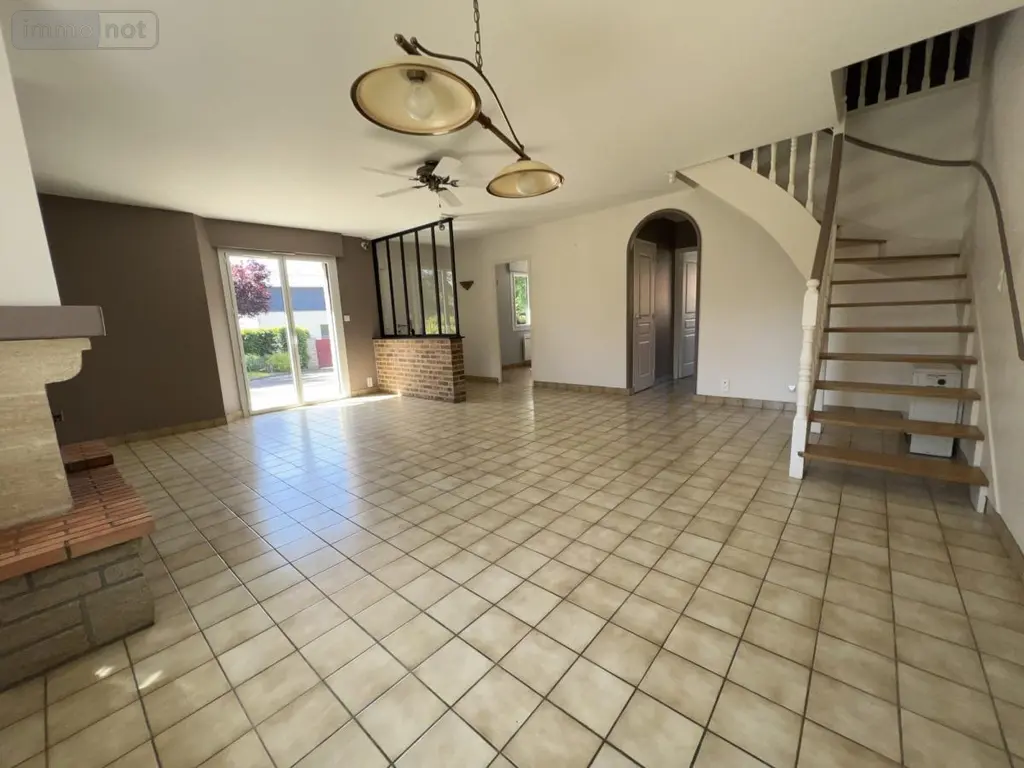 Maison a vendre Châteaugiron 35410 Ille-et-Vilaine 35 160 m2 8 pièces 405240 euros 35018-738 006