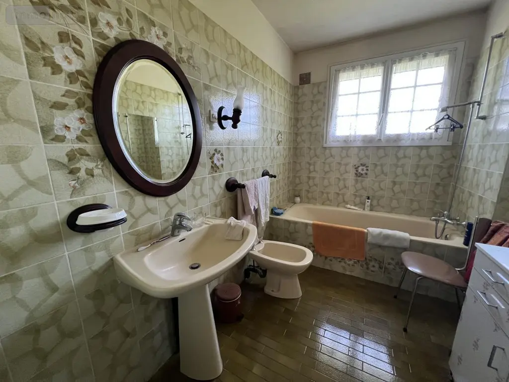 Maison a vendre Rives-du-Loir-en-Anjou 49140 Maine-et-Loire 49 160 m2 7 pièces 365750 euros 49050-563 004