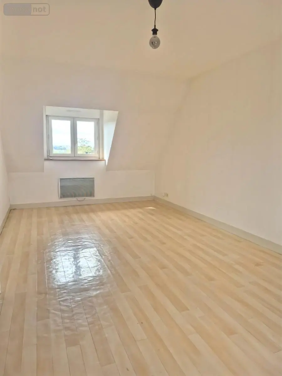 Location appartement Saint-Martin-de-Fontenay 14320 Calvados 14 36 m2 2 pièces 605 euros 14008-L28 002