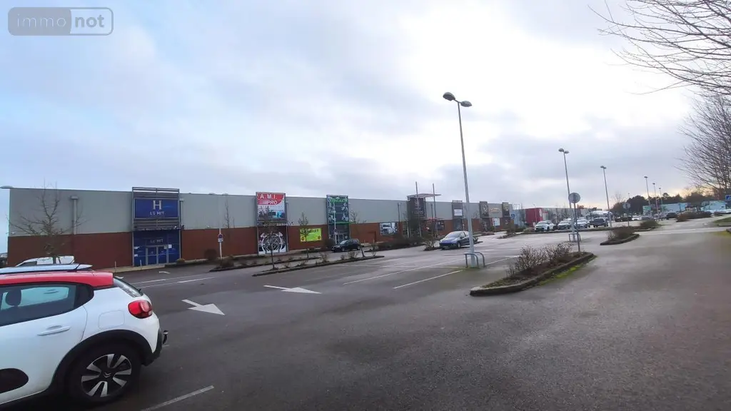 Fonds et murs commerciaux a vendre Beaurains 62217 Pas-de-Calais 62 483 m2 528841 euros 62183-33 007