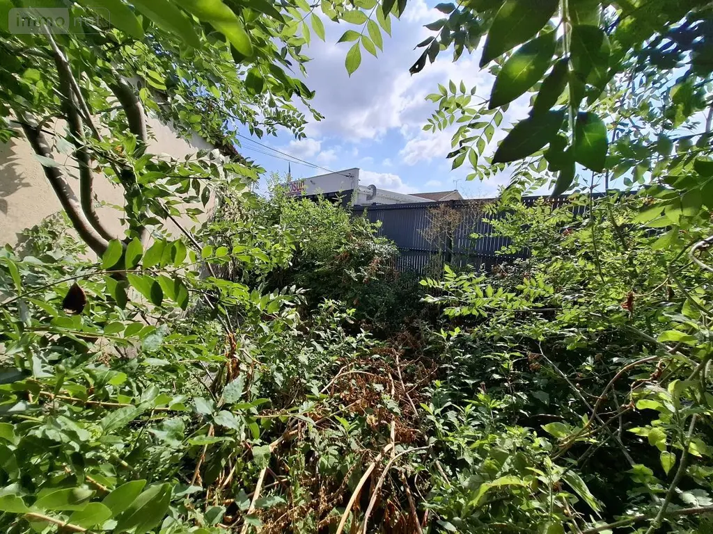 Garage et parking a vendre Saintes 17100 Charente-Maritime 17 49 m2 40000 euros 17111-766 011