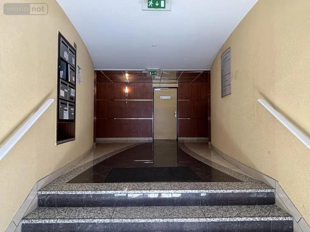 Fonds et murs commerciaux a vendre Lille 59000 Nord 59 166 m2 7 pièces 313000 euros 59002-1677 007