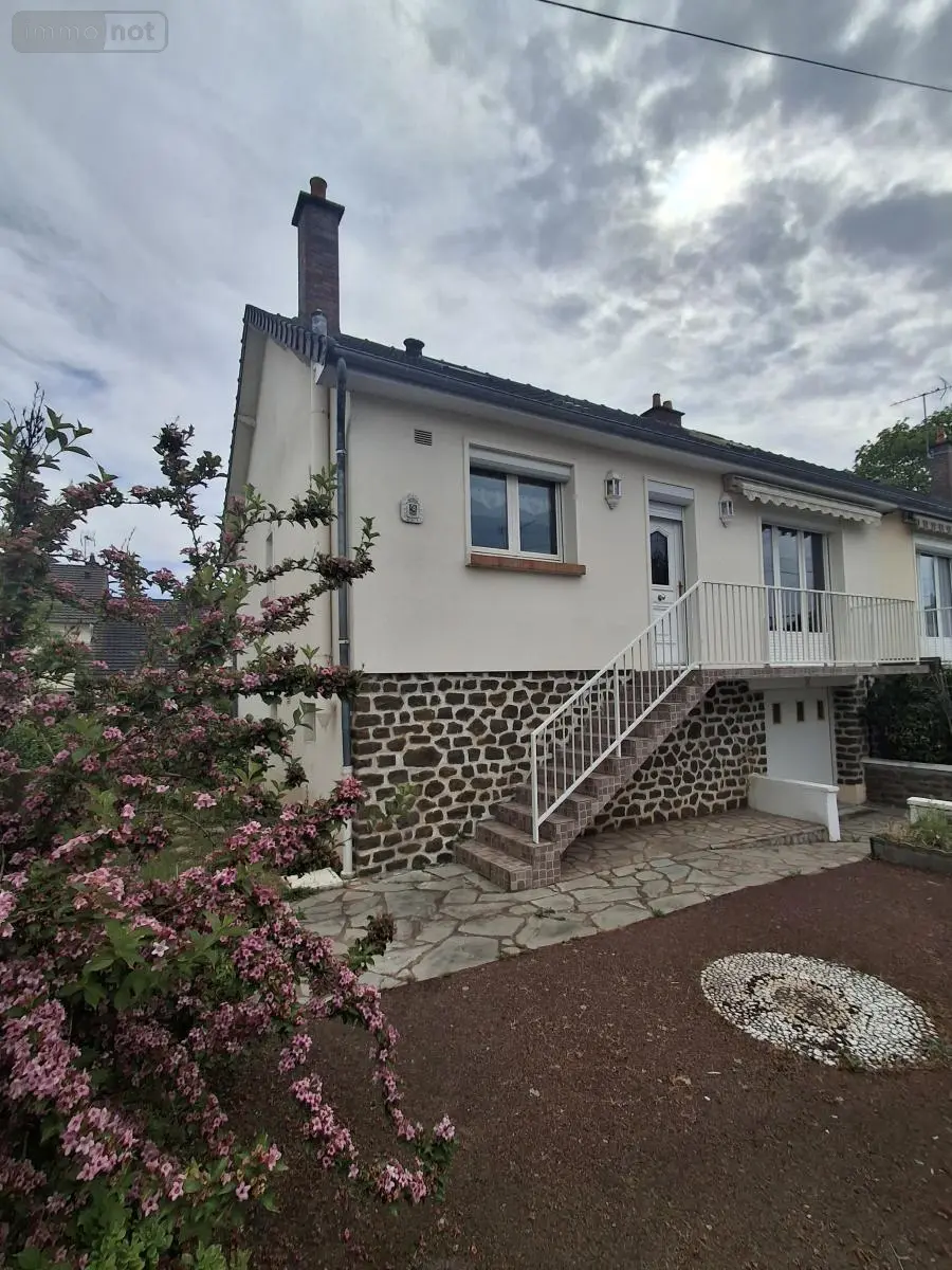 Maison a vendre La Flèche 72200 Sarthe 72 66 m2 2 pièces 137000 euros 72042-529 019