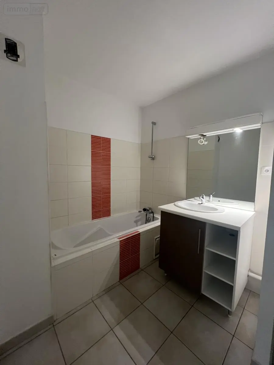 Appartement a vendre Saint-Pierre 97410 La Réunion 974 65 m2 3 pièces 300550 euros 97411-335 004