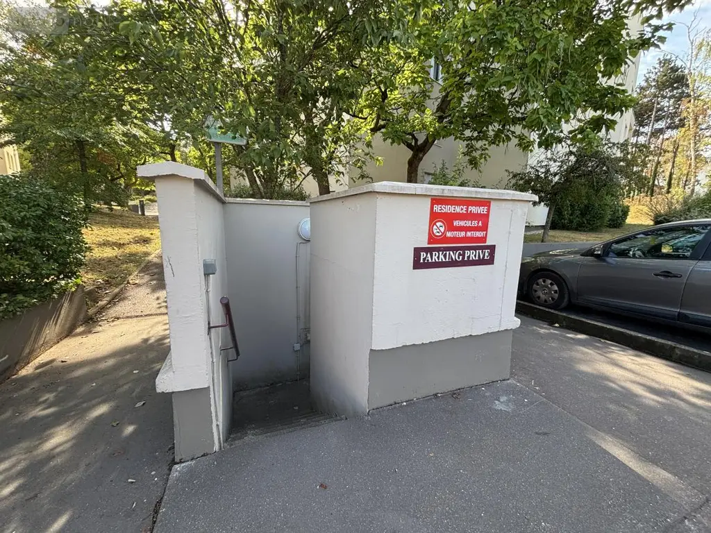 Appartement a vendre Montigny-le-Bretonneux 78180 Yvelines 78 93 m2 5 pièces 268800 euros 27063-1490 011