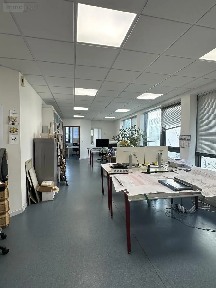 Location fonds et murs commerciaux Saint-Malo 35400 Ille-et-Vilaine 35 123 m2 1890 euros 35104-L121 002