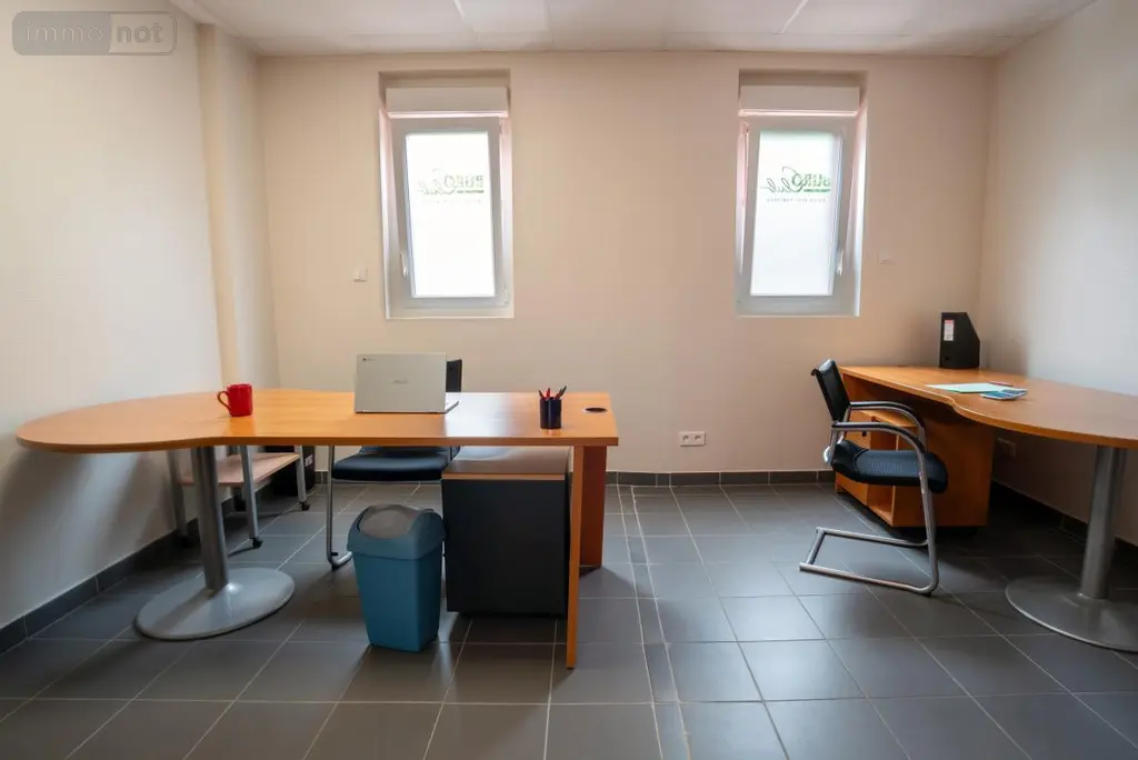 Fonds et murs commerciaux a vendre Auxerre 89000 Yonne 89 865 m2 499000 euros 02002-334 005