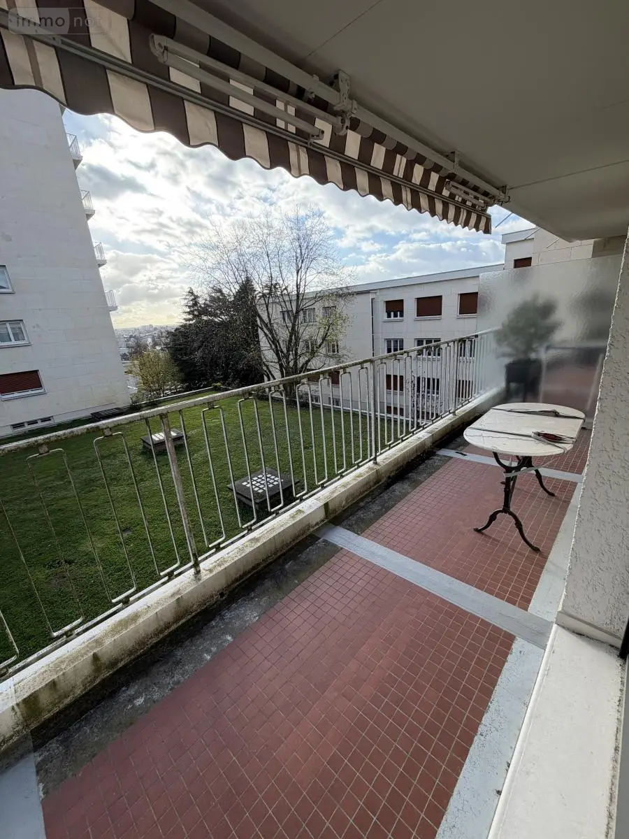 Appartement a vendre Cholet 49300 Maine-et-Loire 49 105 m2 5 pièces 147000 euros 49055-77 008