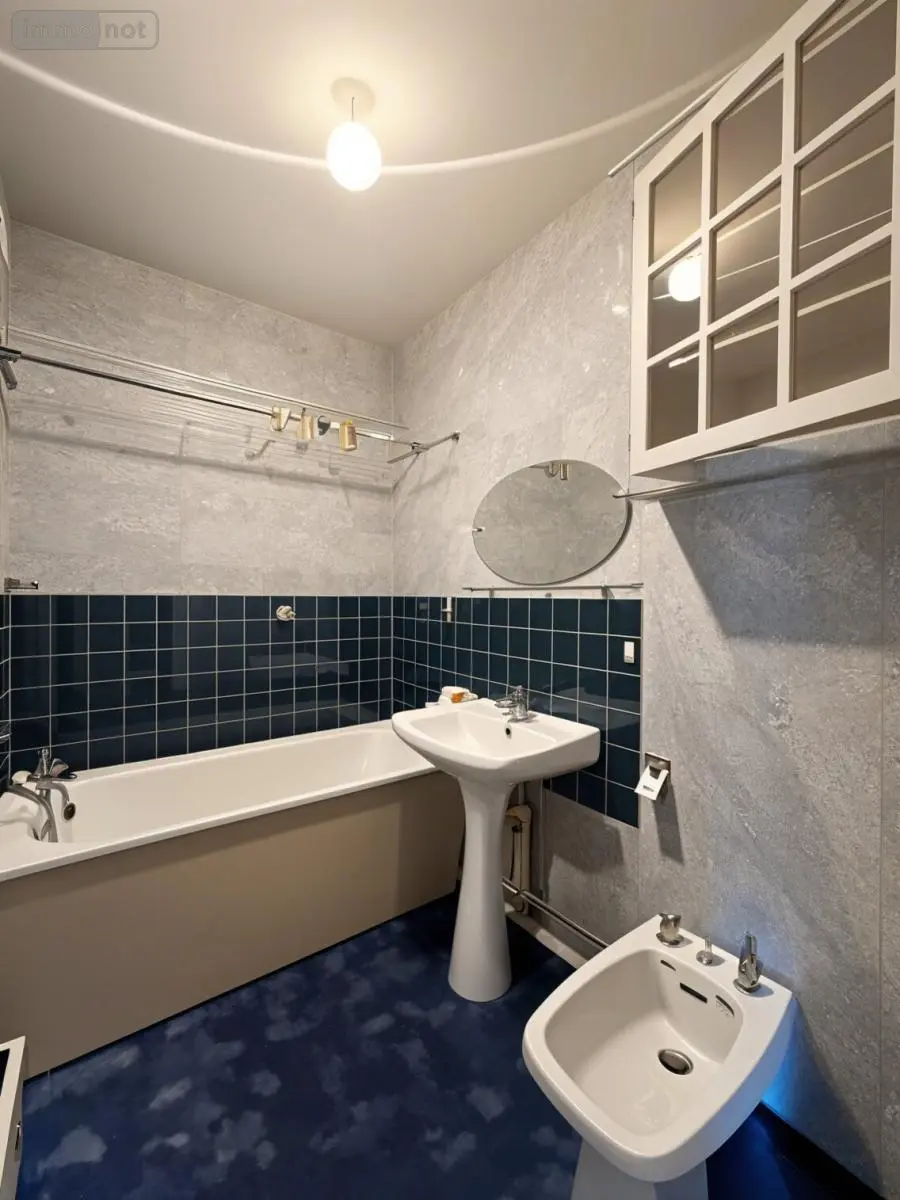 Appartement a vendre Angers 49100 Maine-et-Loire 49 80 m2 3 pièces 121900 euros 49114-809 005