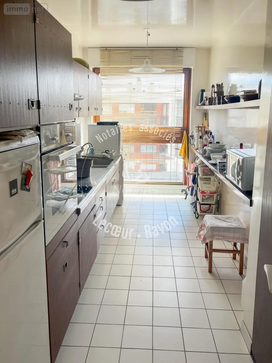 Appartement a vendre Le Chesnay-Rocquencourt 78150 Yvelines 78 77 m2 3 pièces 299000 euros 92076-151 004