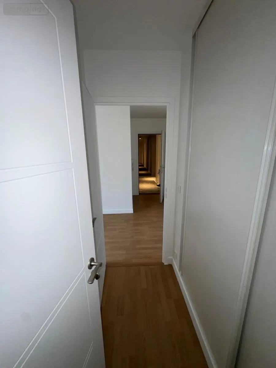 Appartement a vendre Châtillon 92320 Hauts-de-Seine 92 32 m2 1 pièce 233272 euros 79066-125 008