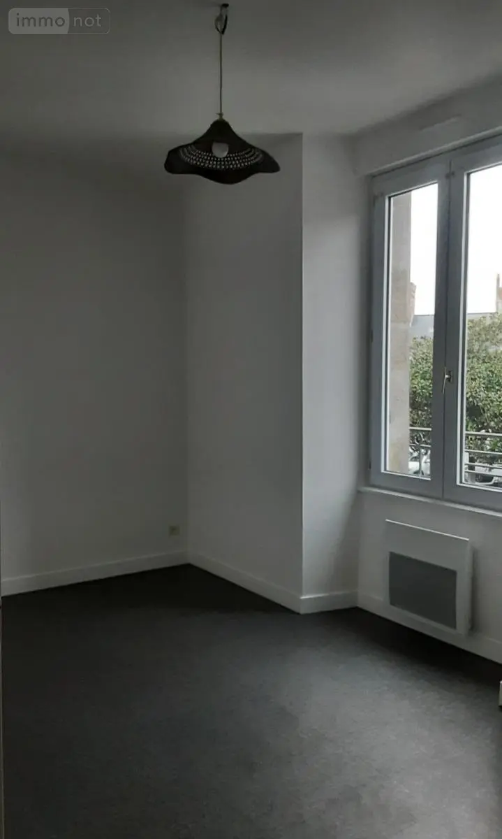 Location appartement Dol-de-Bretagne 35120 Ille-et-Vilaine 35 46 m2 3 pièces 565 euros 35130-L331 006