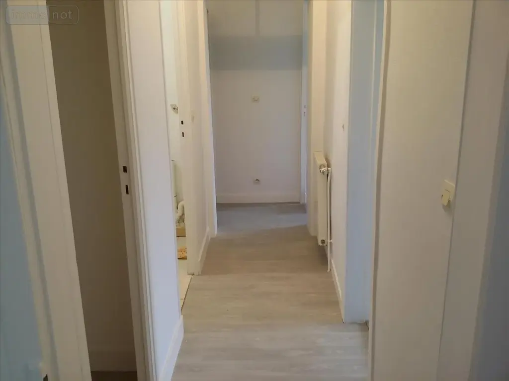 Location appartement Livarot-Pays-d'Auge 14140 Calvados 14 84 m2 587 euros 14058-L305 005
