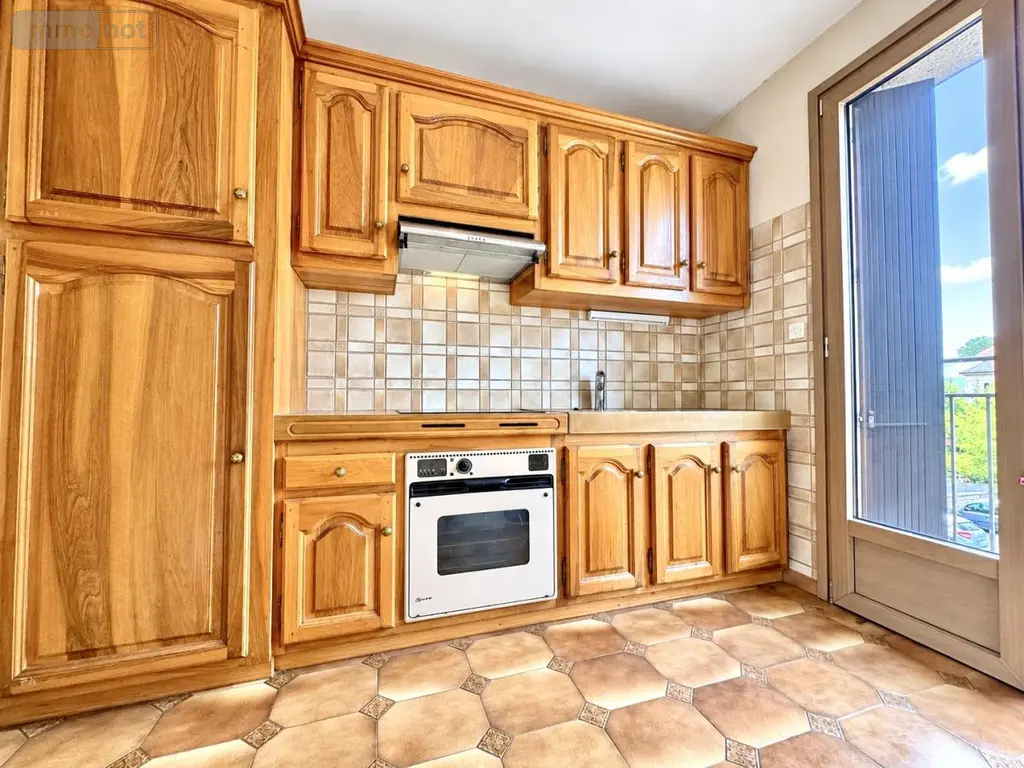 Appartement a vendre Saint-Chély-d'Apcher 48200 Lozère 48 93 m2 169000 euros 48032-253 005