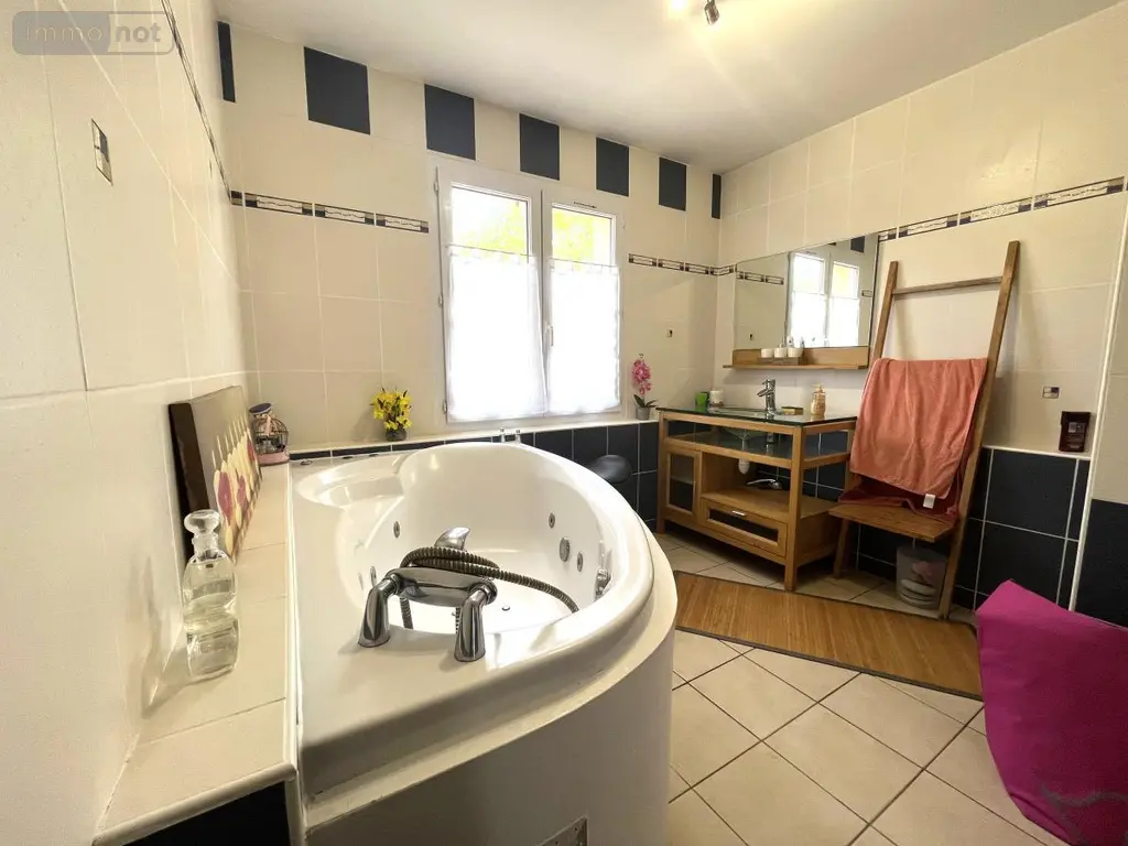 Maison a vendre Corsept 44560 Loire-Atlantique 44 156 m2 7 pièces 458250 euros 44086-1540 011