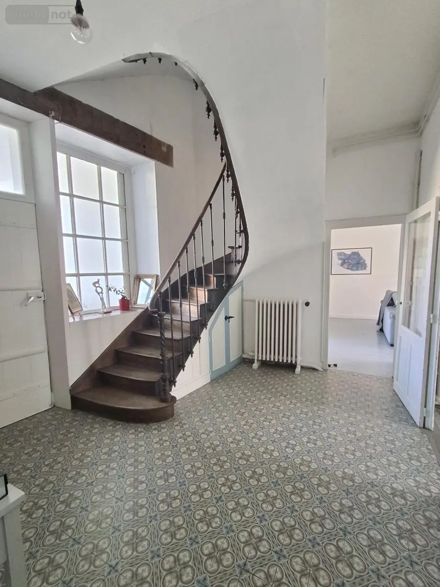 Maison a vendre La Flèche 72200 Sarthe 72 300 m2 10 pièces 322400 euros 72042-504 011