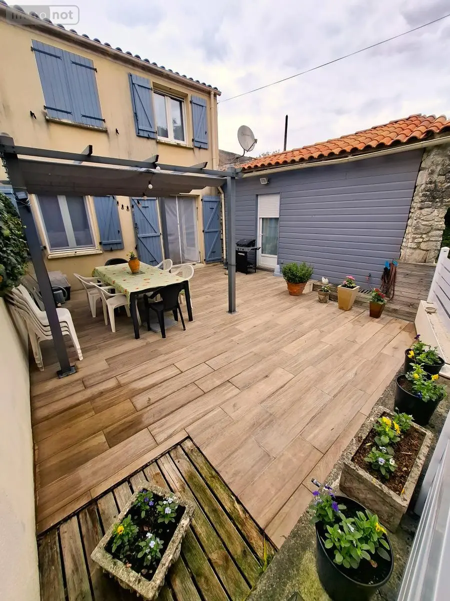 Maison a vendre Port-d'Envaux 17350 Charente-Maritime 17 104 m2 6 pièces 188856 euros 17111-703 003