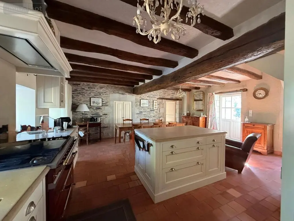 Maison a vendre Saint-Barthélemy-d'Anjou 49124 Maine-et-Loire 49 238 m2 9 pièces 840496 euros 49012-2124 013