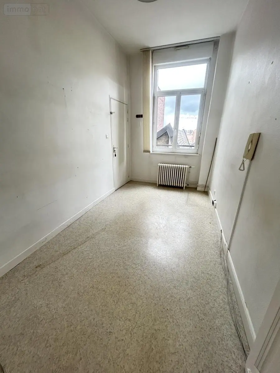 Location fonds et murs commerciaux Cambrai 59400 Nord 59 100 m2 6 pièces 980 euros 59083-L359 006