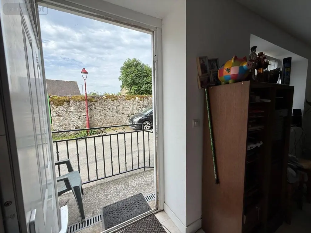 Immeuble de rapport a vendre Roz-sur-Couesnon 35610 Ille-et-Vilaine 35 120 m2 220680 euros 35130-3806 004