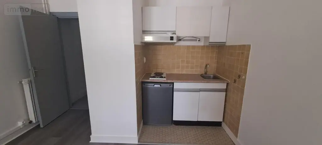 Location appartement Amiens 80000 Somme 80 25 m2 1 pièce 445 euros 80004-L276 002