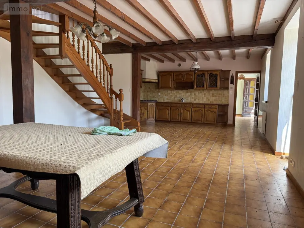 Maison a vendre Pont-Melvez 22390 Côtes-d'Armor 22 196 m2 206760 euros 22064-1387 008