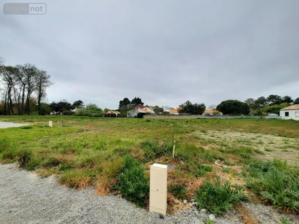Terrain a batir a vendre Saint-Hilaire-de-Riez 85270 Vendée 85 113630 euros 85091-5156 001