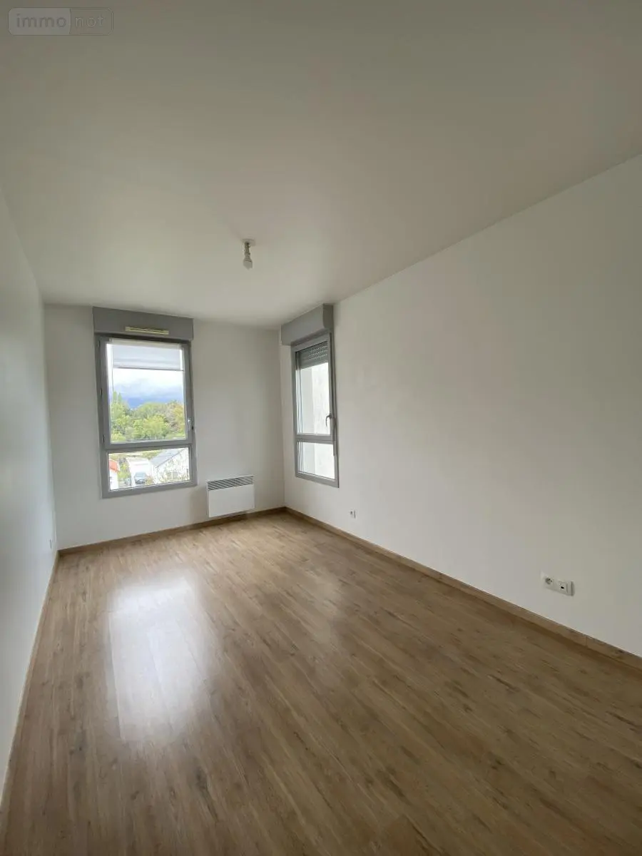 Location appartement Sainte-Luce-sur-Loire 44980 Loire-Atlantique 44 106 m2 1404 euros 44039-L330 010