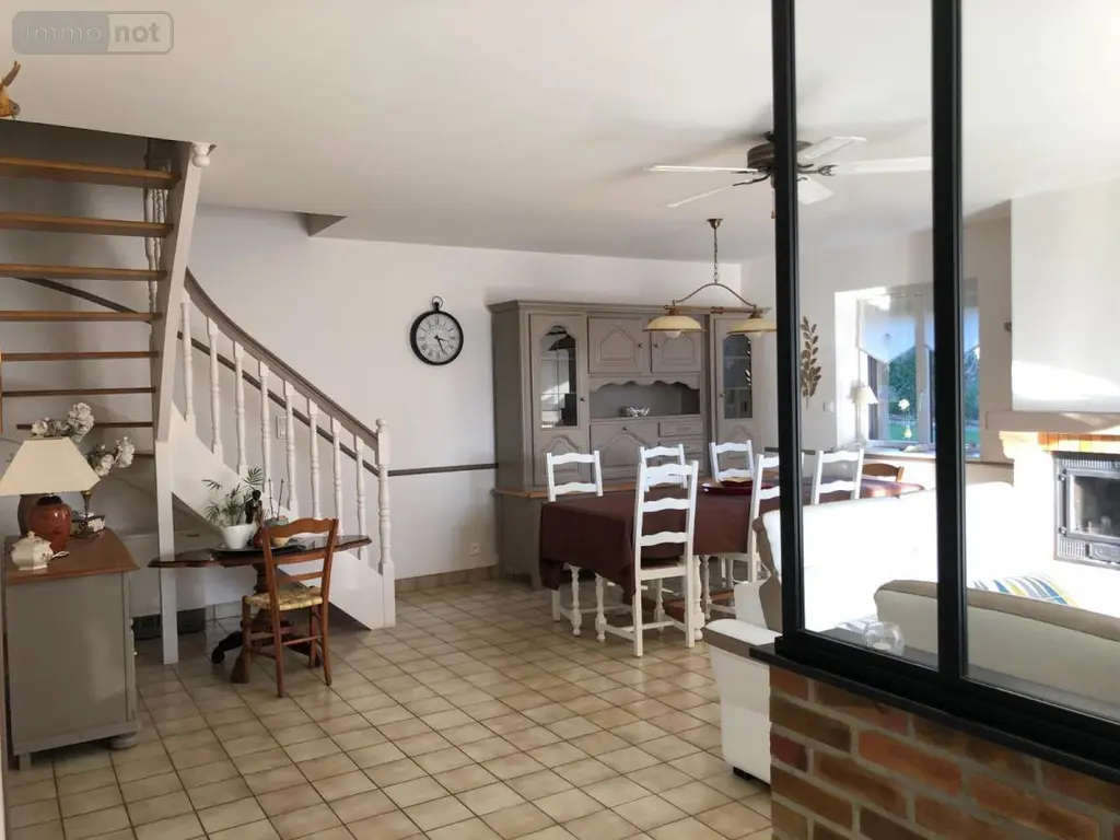 Maison a vendre Châteaugiron 35410 Ille-et-Vilaine 35 160 m2 6 pièces 406146 euros 35024-1197 005