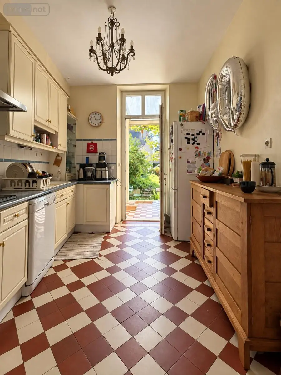 Maison a vendre Laon 02000 Aisne 02 220 m2 9 pièces 249000 euros 02002-370 006