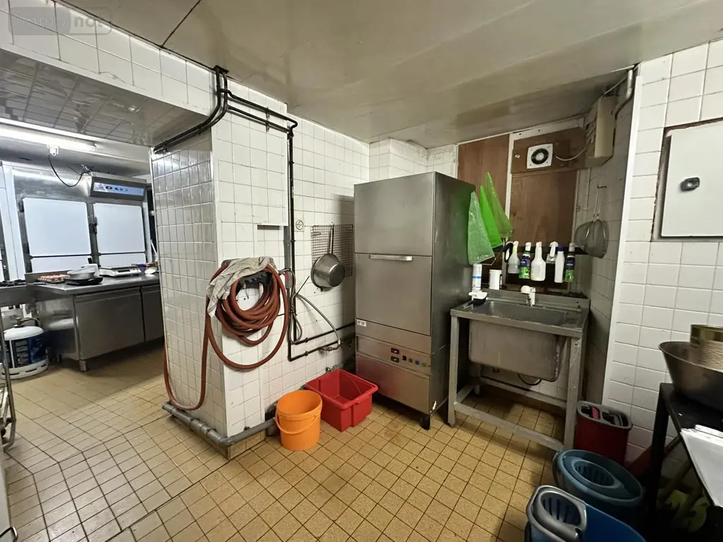 Immeuble de rapport a vendre Saint-Flour 15100 Cantal 15 134 m2 84800 euros 15046-12 004