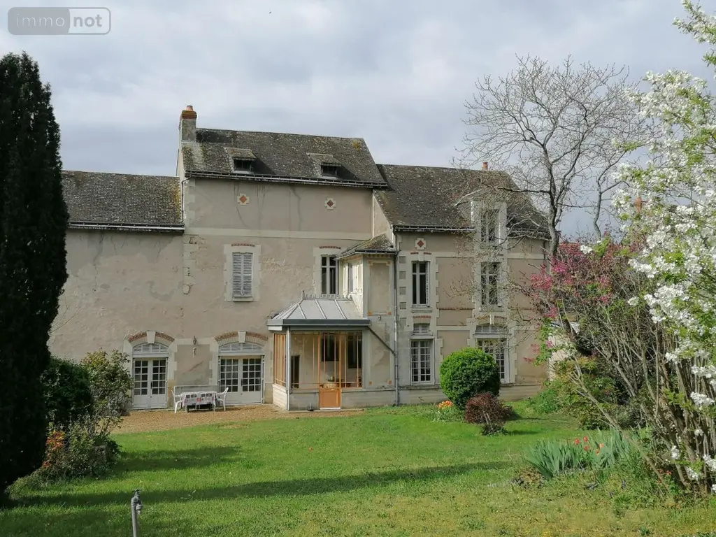 Maison a vendre Descartes 37160 Indre-et-Loire 37 196 m2 8 pièces 199920 euros 37082-244 015