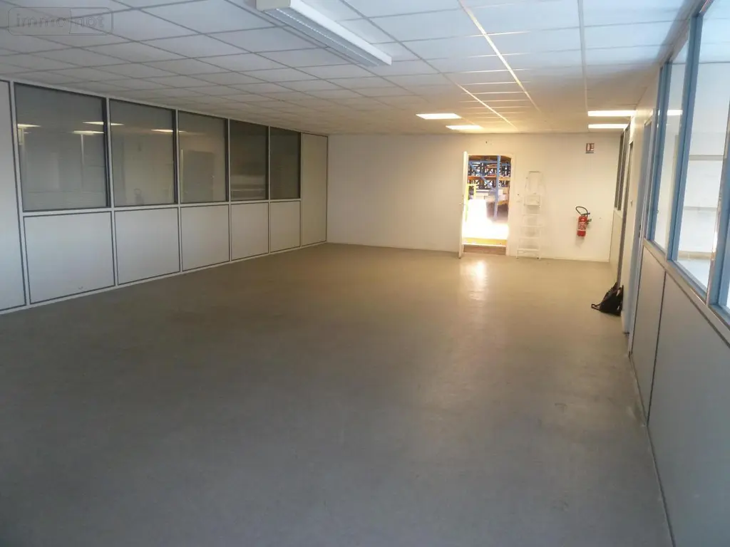 Location fonds et murs commerciaux Cambrai 59400 Nord 59 232 m2 5 pièces 2170 euros 59083-L1710 004