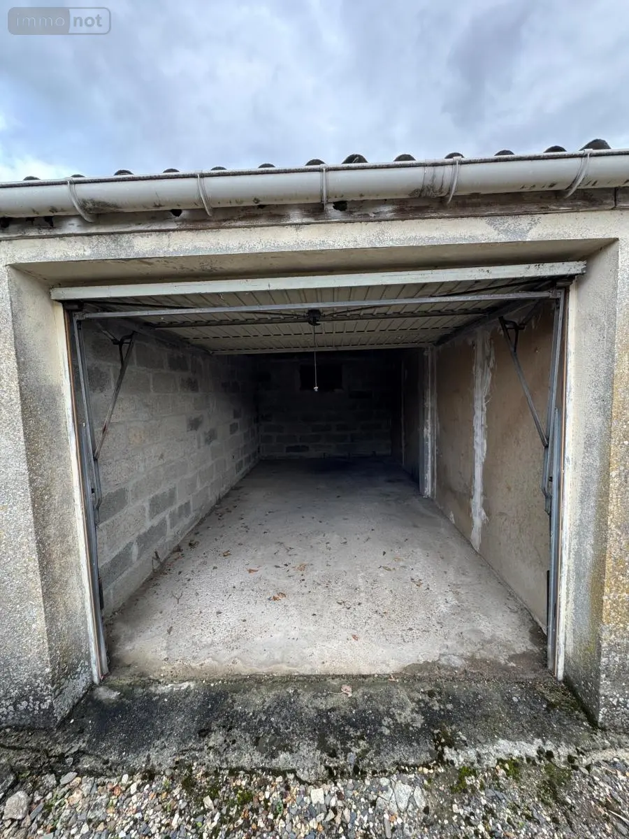 Garage et parking a vendre Mont-Saint-Aignan 76130 Seine-Maritime 76 17 m2 18000 euros 76006-61 004