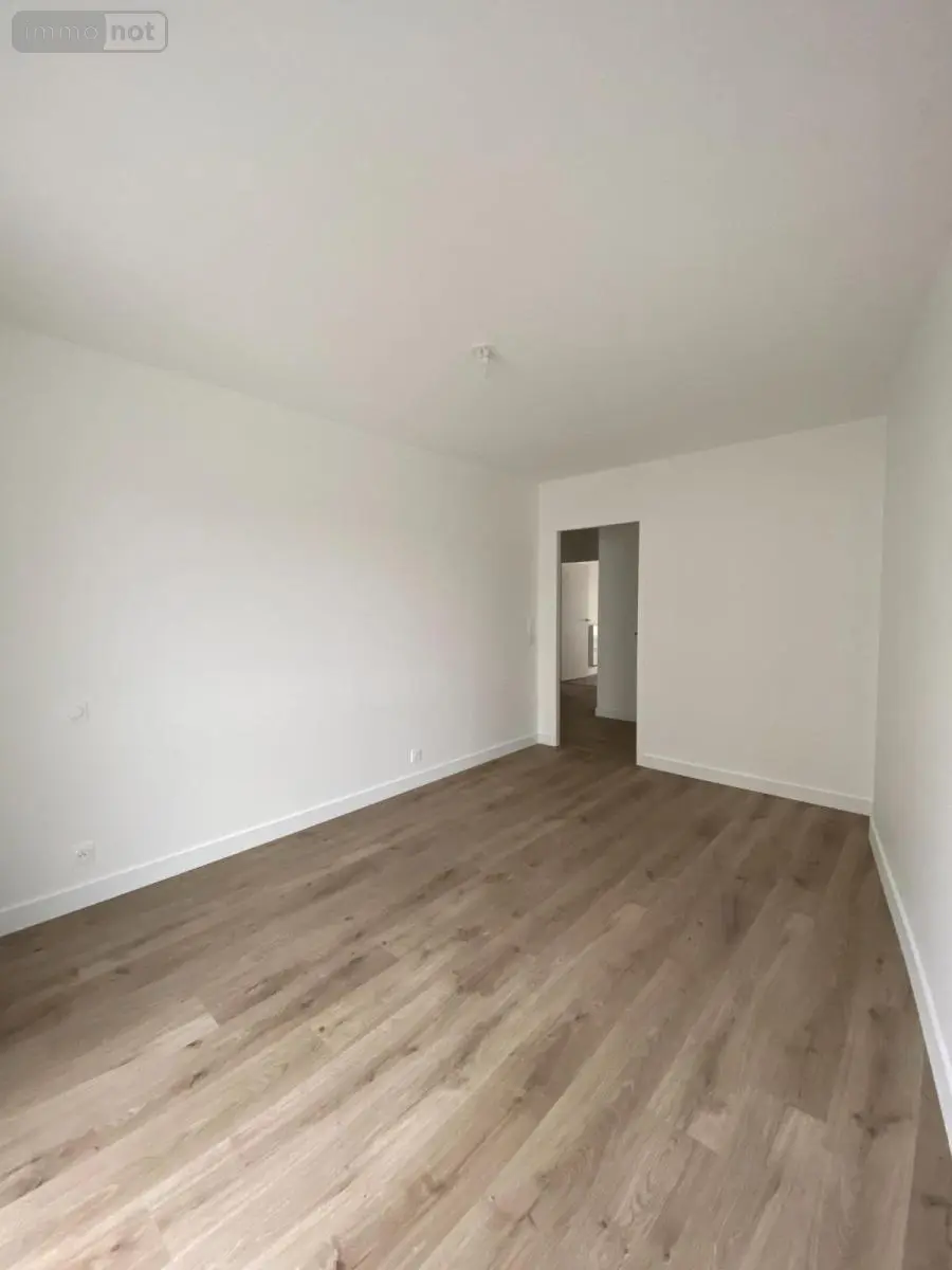 Location appartement Saint-Philbert-de-Grand-Lieu 44310 Loire-Atlantique 44 65 m2 818 euros 44039-L333 005