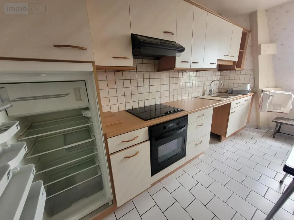Appartement a vendre Sablé-sur-Sarthe 72300 Sarthe 72 90 m2 4 pièces 141750 euros 72068-2213 005
