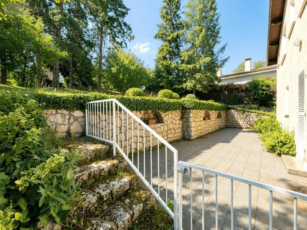 Maison a vendre Montmorillon 86500 Vienne 86 207 m2 8 pièces 157000 euros 86001-40 002