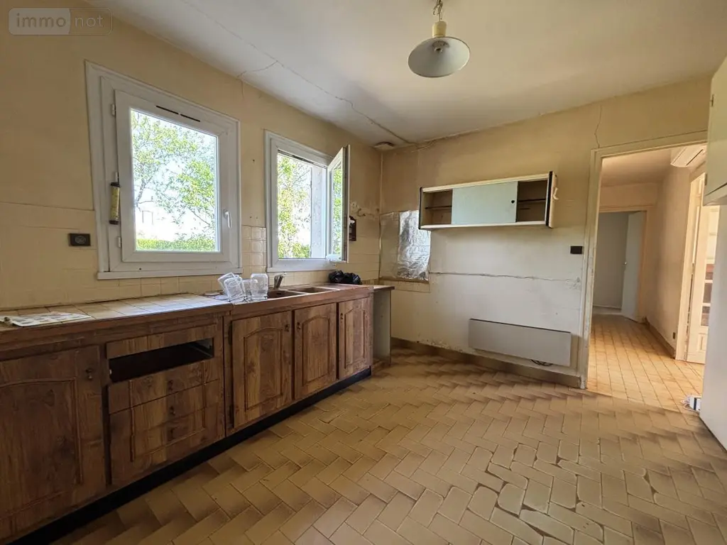 Maison a vendre Nouzilly 37380 Indre-et-Loire 37 93 m2 5 pièces 167680 euros 37037-22 005