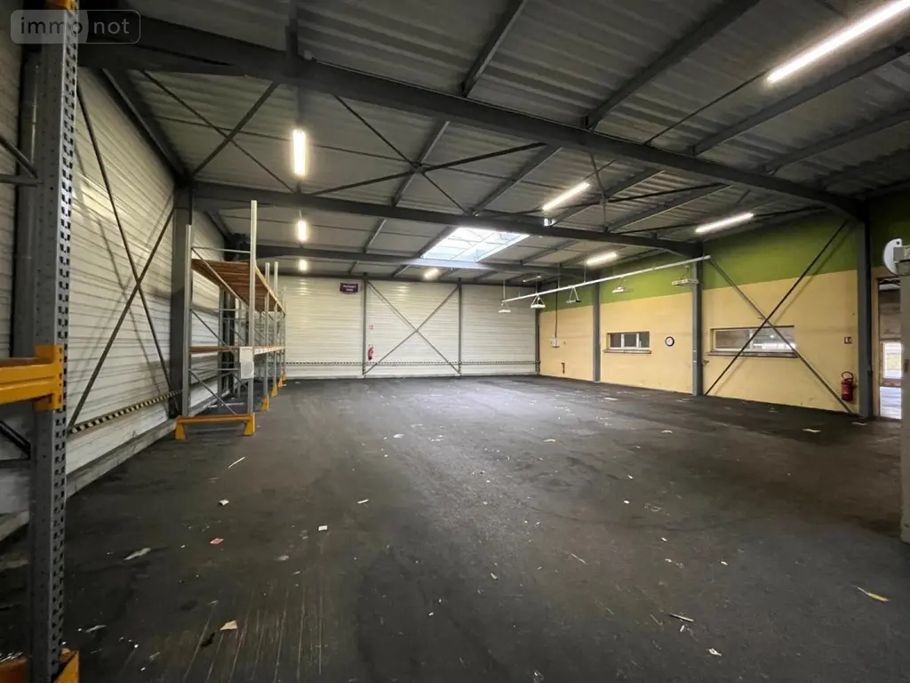 Location fonds et murs commerciaux Dole 39100 Jura 39 850 m2 2950 euros 39034-L15 005