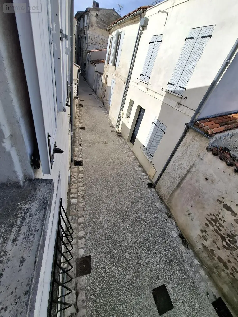 Maison a vendre Saintes 17100 Charente-Maritime 17 79 m2 3 pièces 152134 euros 17111-761 019