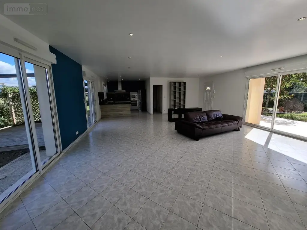 Maison a vendre Saintes 17100 Charente-Maritime 17 134 m2 5 pièces 335000 euros 17111-768 006