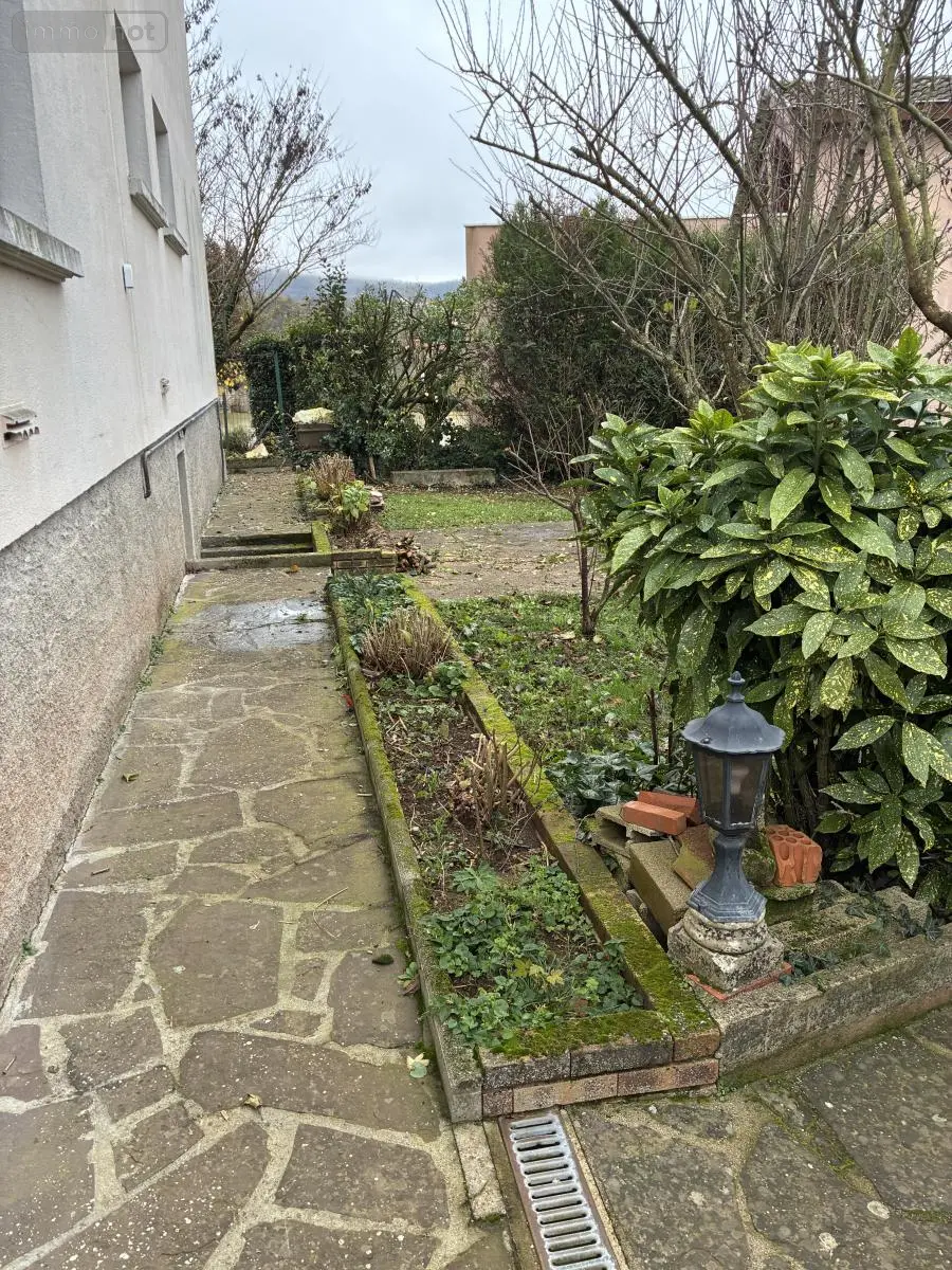 Maison a vendre Saint-Affrique 12400 Aveyron 12 146 m2 8 pièces 259000 euros 12051-15 012