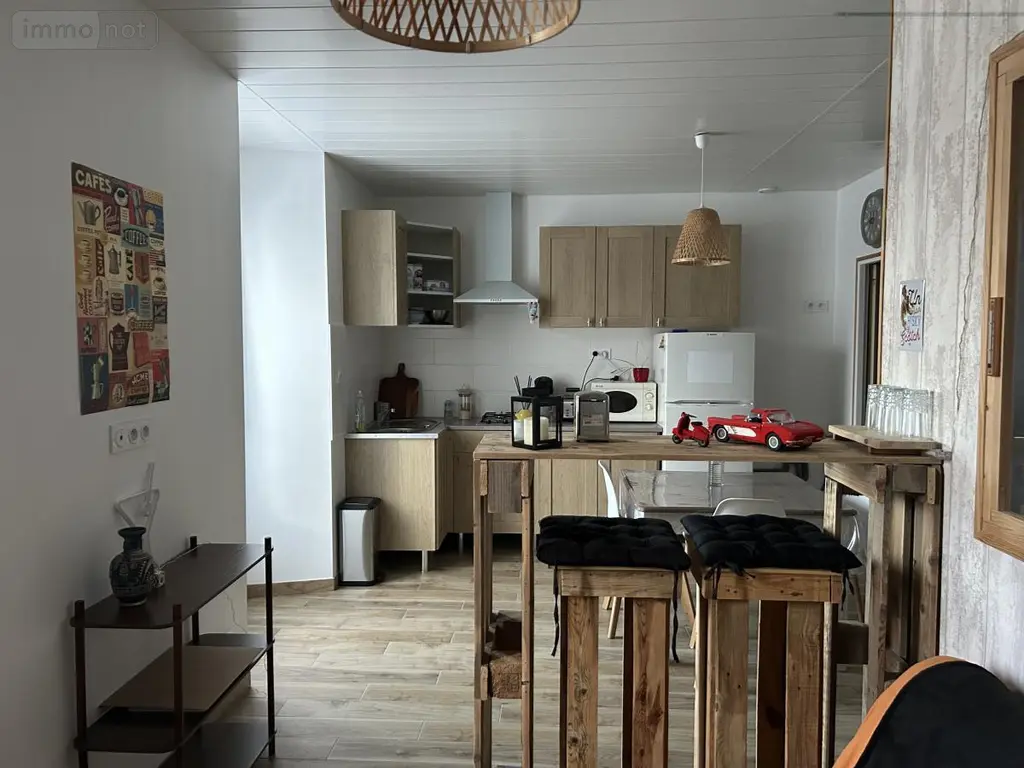 Immeuble de rapport a vendre Saint-Agathon 22200 Côtes-d'Armor 22 194 m2 365600 euros 22064-1161 016
