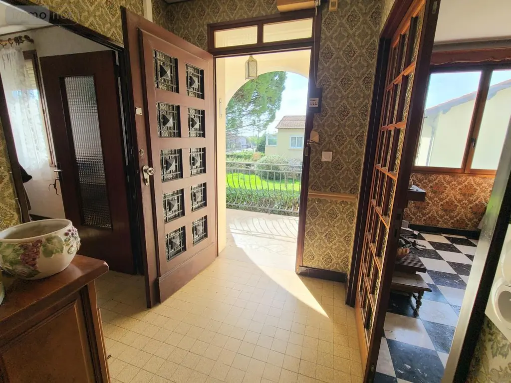 Maison a vendre Pierrelatte 26700 Drôme 26 126 m2 8 pièces 220500 euros 26060-826 002