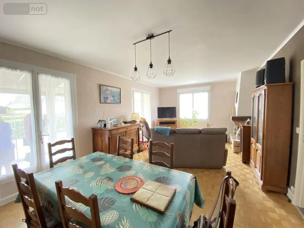 Maison a vendre La Motte 22600 Côtes-d'Armor 22 123 m2 5 pièces 188280 euros 22110-2171 003