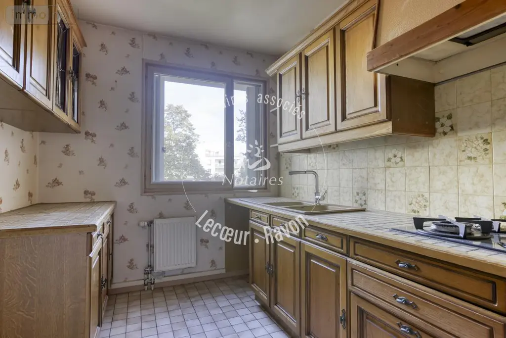 Appartement a vendre Montigny-le-Bretonneux 78180 Yvelines 78 92 m2 6 pièces 268800 euros 92076-155 006