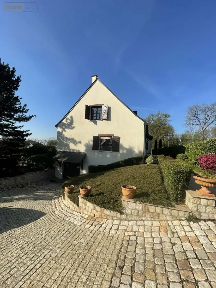 Maison a vendre Varrains 49400 Maine-et-Loire 49 207 m2 7 pièces 374385 euros 49075-807 010