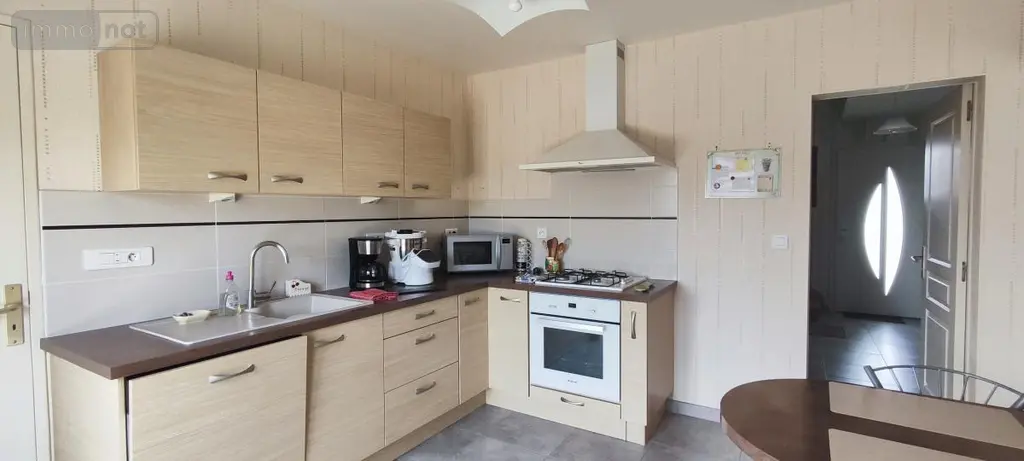 Maison a vendre Brain-sur-l'Authion 49800 Maine-et-Loire 49 118 m2 6 pièces 299700 euros 49013-2122 004
